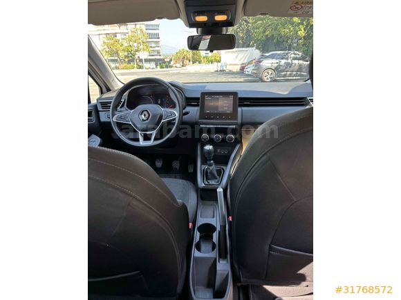 Sahibinden Renault Clio 1.0 TCe Touch 2023 Model 