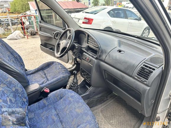 2002 CİTRÖEN BERLİNGO 1.9 D ÇİFT SÜRGÜ KLİMALI OTOMOBİL RUHSATLI