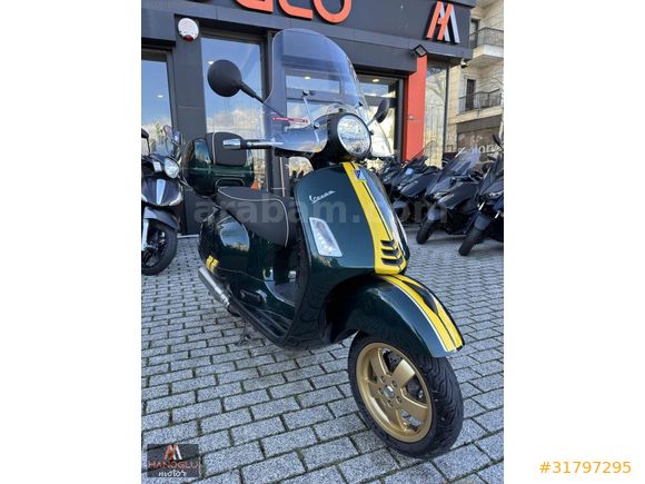 2020 Vespa Vespa Gts 300 Verde Bosco Gts 300 Super Vespa Gts Verde