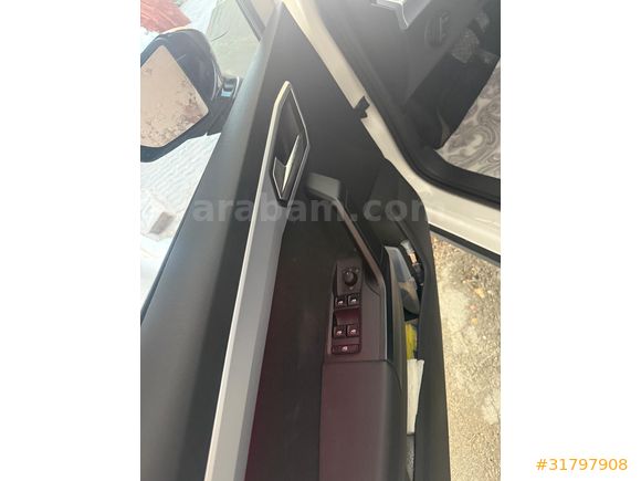 Memurdan Hatasız 2024 Trafik Çıkışlı Seat Arona FR Plus