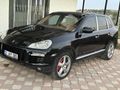 Güç Sevenlere Porsche Cayenne 4.8 Turbo