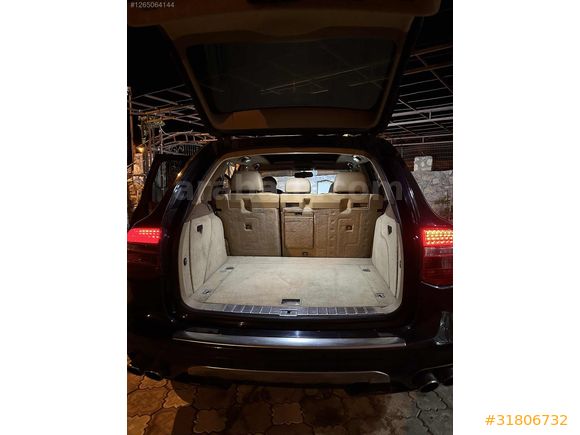 Güç Sevenlere Porsche Cayenne 4.8 Turbo