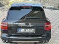 Güç Sevenlere Porsche Cayenne 4.8 Turbo