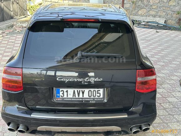 Güç Sevenlere Porsche Cayenne 4.8 Turbo