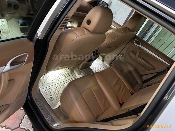 Güç Sevenlere Porsche Cayenne 4.8 Turbo