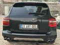 Güç Sevenlere Porsche Cayenne 4.8 Turbo