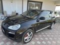 Güç Sevenlere Porsche Cayenne 4.8 Turbo