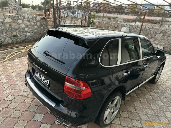 Güç Sevenlere Porsche Cayenne 4.8 Turbo