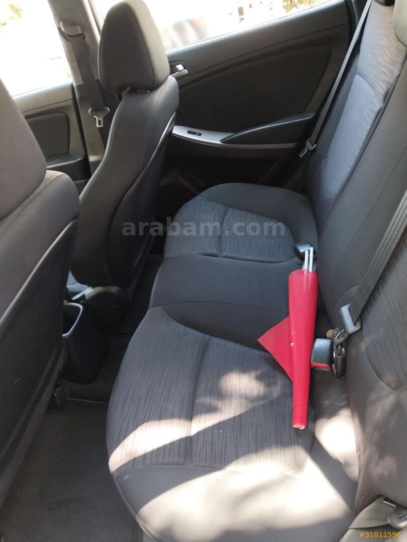 Galeriden Hyundai Accent Blue 1.6 CRDI Mode Plus 2018 Model İstanbul 194.000 km Beyaz 6
