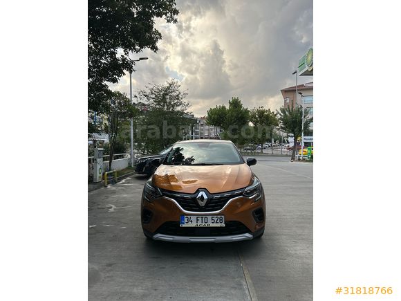 İLK SAHİBİNDEN KAZASIZ BOYASIZ RENAULT CAPTUR ICON