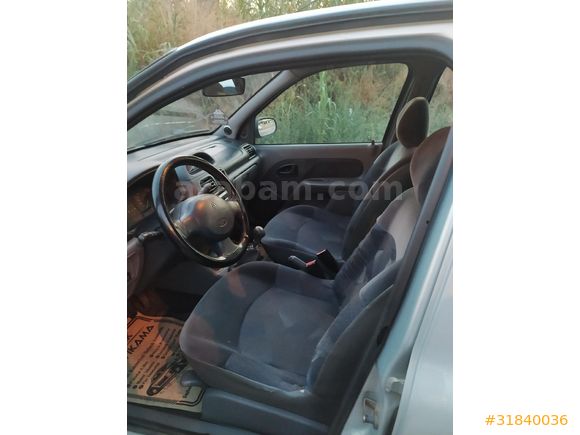 Sahibinden Renault Clio 1.4 RTA 2000 Model