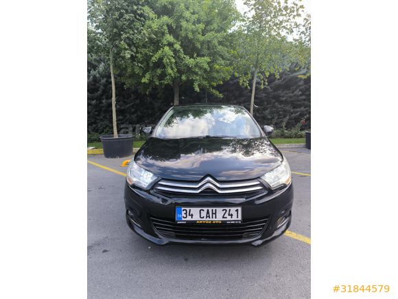 Sahibinden Citroen C4 1.6 HDi Confort 2014 Model lastikler sifir alinfi yeni ekran yeni alinfi 2 yil garantisi mevcut  butun bakimlari yapildi