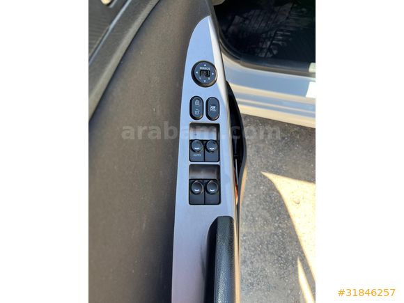 2. Sahibinden Hyundai Accent Blue