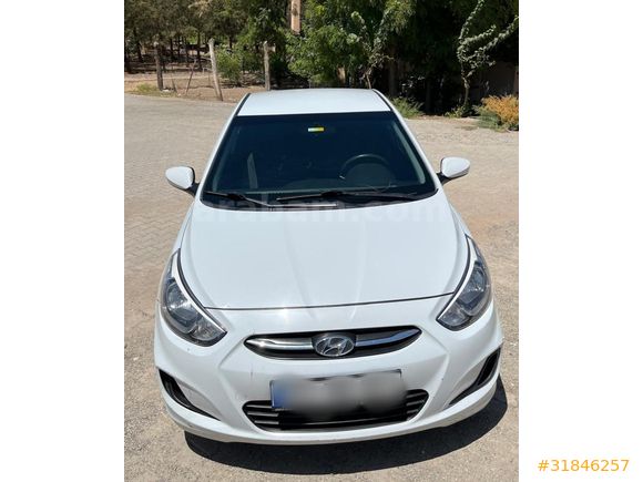 2. Sahibinden Hyundai Accent Blue