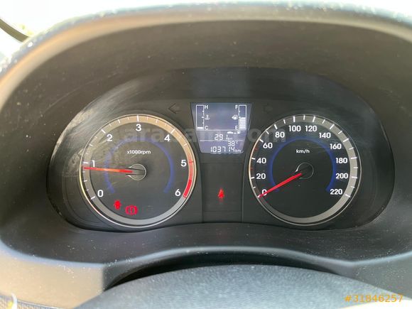 2. Sahibinden Hyundai Accent Blue