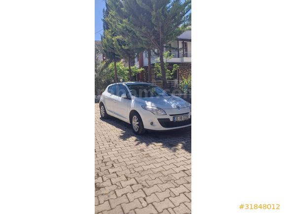 Sahibinden Renault Megane 1.6 Privilege 2011 Model İzmir