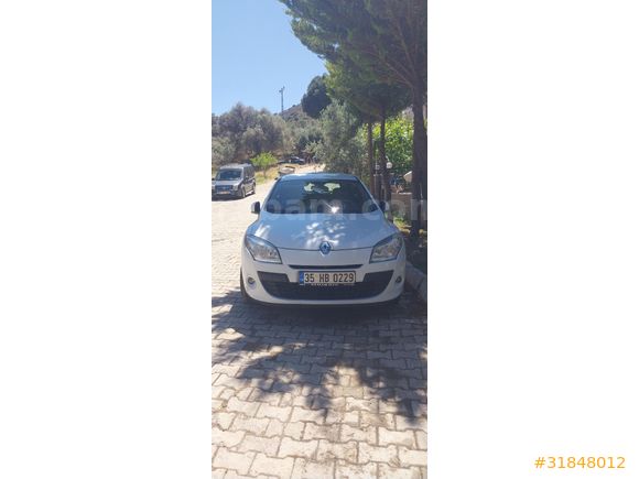 Sahibinden Renault Megane 1.6 Privilege 2011 Model İzmir