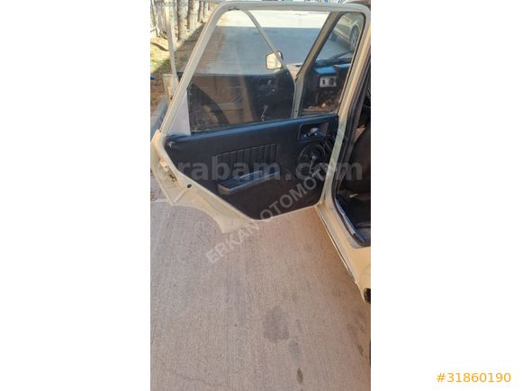 84 model Renault 12