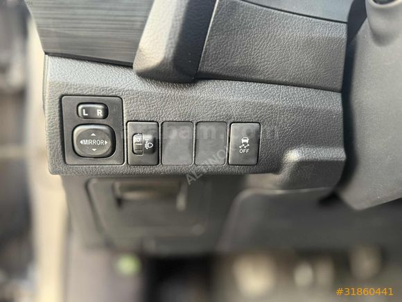 ALTINOK AUTO'DAN 2013 DEĞİŞENSİZ AURİS