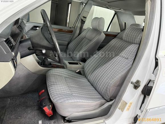 BEŞDOK MOTORS / 1990 MERCEDES 230E ARCTİC WHİTE ORJİNAL