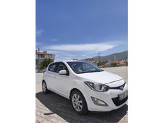 Sahibinden Hyundai i20 1.2 D-CVVT Sense 2013 Model