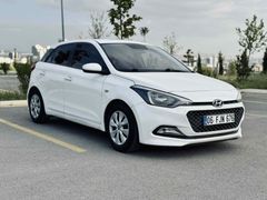 Otomatik Hyundai i20 1.4 MPI 2017 Değişensiz