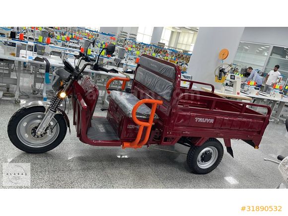 Kral Turuva geniş kasa elektrikli kamyonet