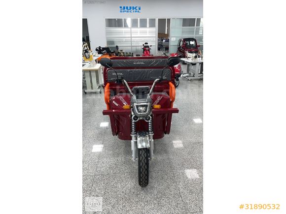 Kral Turuva geniş kasa elektrikli kamyonet