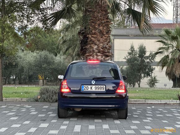 Galeriden Renault Clio 1.2 Authentique 2004 Model Denizli