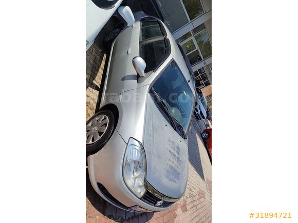 Renault Symbol 1.2 Authentique 2012 Model
