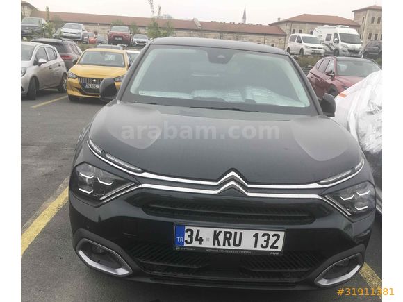 İlk sahibinden Citroen C4 SUV 1.2 PureTech Shine 2024 Model İstanbul