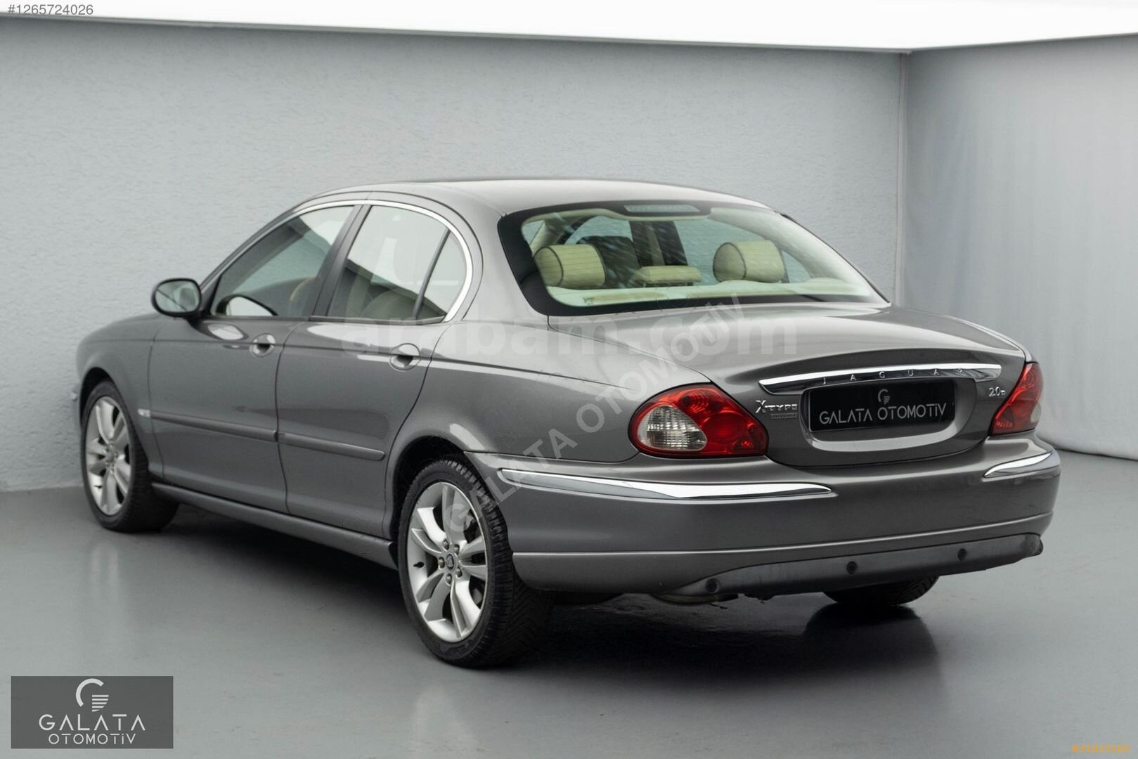 Galeriden Jaguar X-Type 2.0 D Executive 2009 Model İstanbul 97.000 km Gri 4