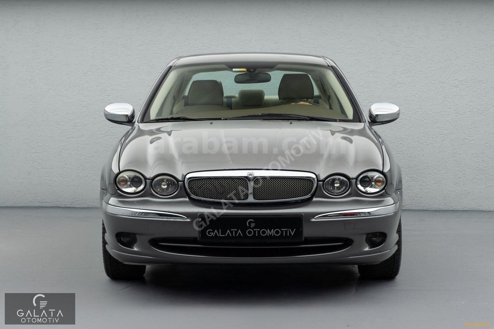 Galeriden Jaguar X-Type 2.0 D Executive 2009 Model İstanbul 97.000 km Gri 2