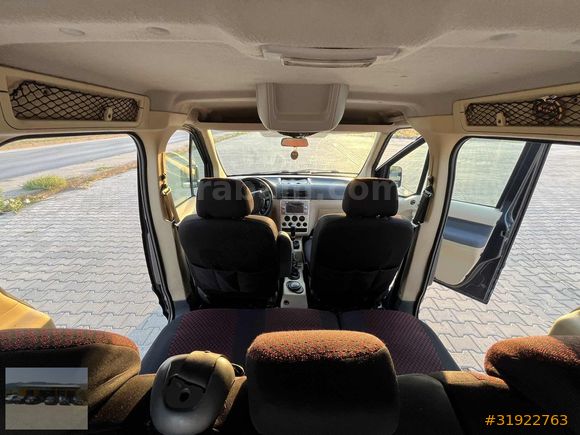 2009 CONNECT 1.8 TDCİ GLX DEĞIŞENSIZ