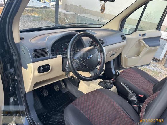 2009 CONNECT 1.8 TDCİ GLX DEĞIŞENSIZ