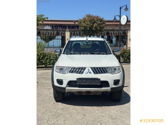 REVOMAX MOTORS 2013 MODEL L200 4*2 HATASIZ BOYASIZ DEĞİŞENSİZ