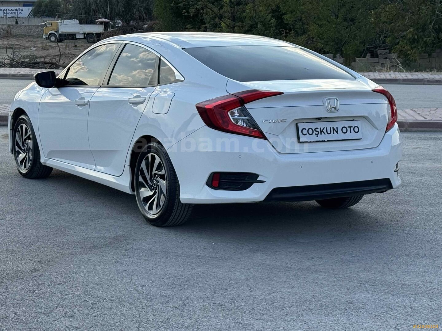 Galeriden Honda Civic 1.6i VTEC Eco Elegance 2017 Model Konya 181.000 km Beyaz 6