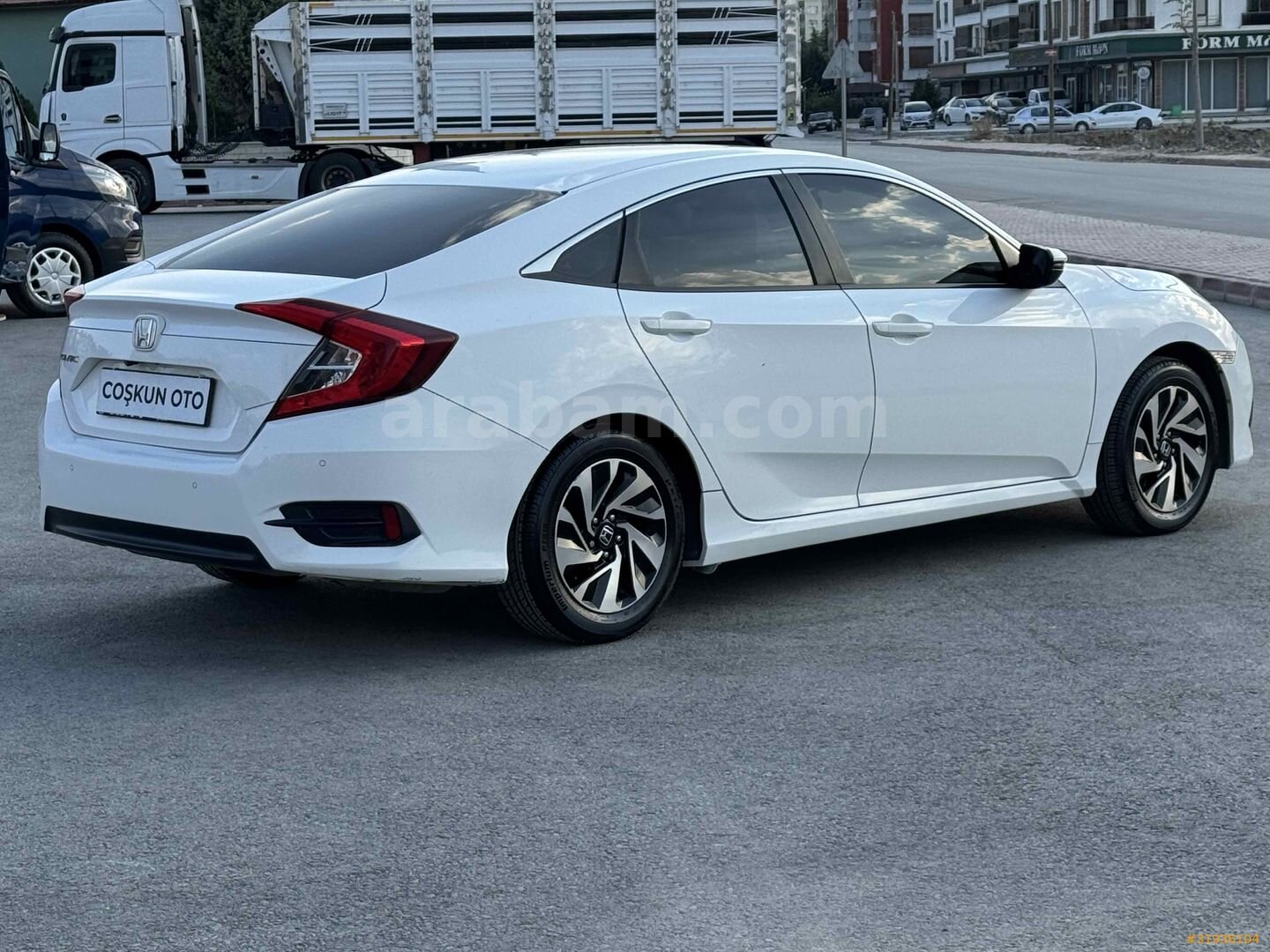 Galeriden Honda Civic 1.6i VTEC Eco Elegance 2017 Model Konya 181.000 km Beyaz 4