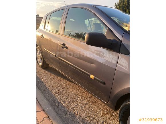 Öğretmenden Temiz ,düşük km Clio 3