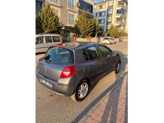 Öğretmenden Temiz ,düşük km Clio 3