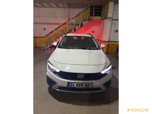 2023 FIAT EGEA CROSS URBAN FULL.         +1.4 FIRE 95HP 6 İLERİ