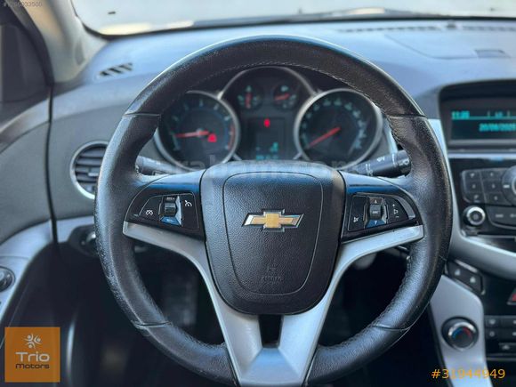 İLK SAHİBİNDEN SADECE 90.000 KM DE SERVİS BAKIMLI