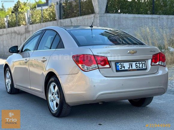 İLK SAHİBİNDEN SADECE 90.000 KM DE SERVİS BAKIMLI