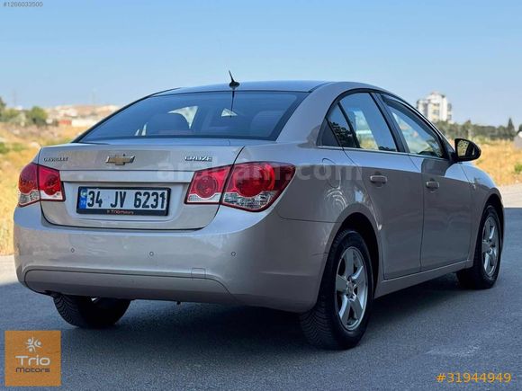 İLK SAHİBİNDEN SADECE 90.000 KM DE SERVİS BAKIMLI