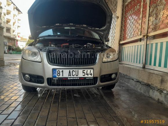 Sahibinden Skoda Roomster 1.6 Comfort 2008 Model