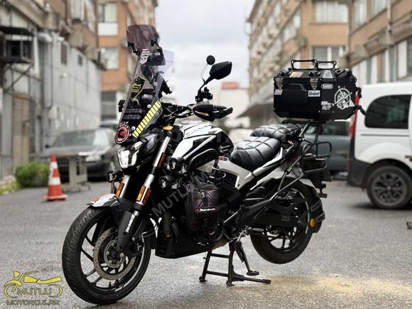 Bajaj Dominar Full Aksesuar Senet ile TAKSİTLİ