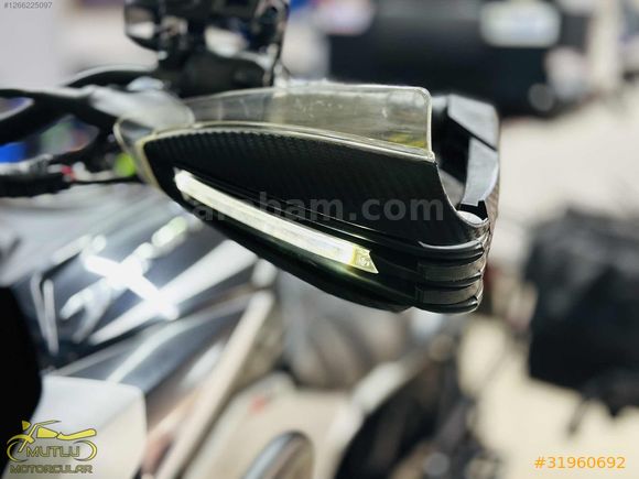 Bajaj Dominar Full Aksesuar Senet ile TAKSİTLİ
