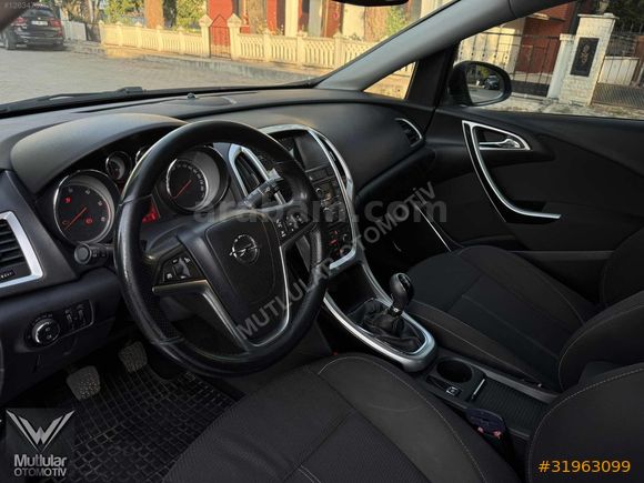 MUTLULAR'DAN DEĞİŞENSİZ ASTRA 1.3 CDTI COSMO AĞIR BAKIMLI