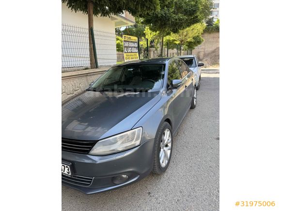 Sahibinden Volkswagen Jetta 1.6 TDi Highline 2014 Model 