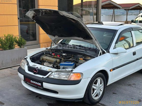 OPEL VECTRA 2.0 GLS SUNROOFLU